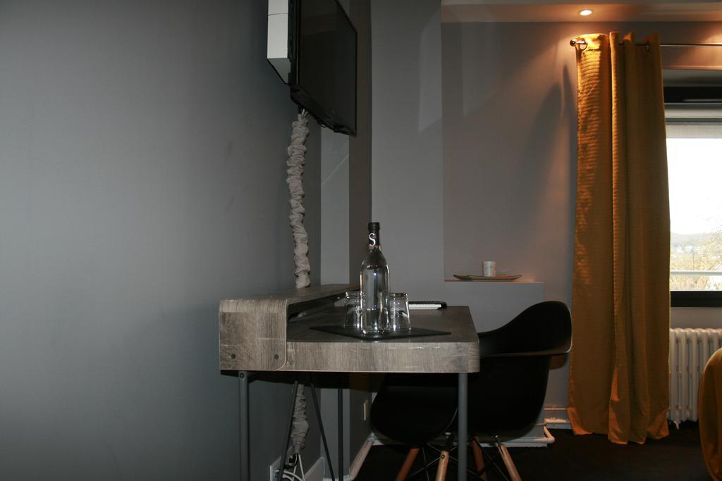 Idees Deco At Home Verneuil-sur-Seine Exterior photo